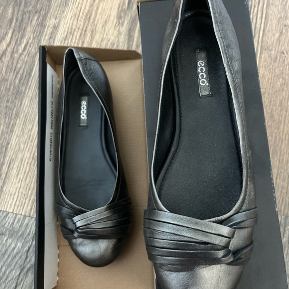 Ecco Shoes - Ecco shoes